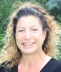 Portrait of Rebecca Jesus, ICRT Reiki Master Teacher.